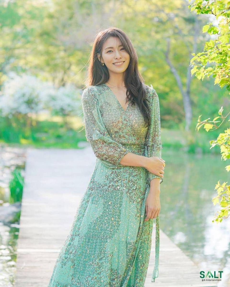 Kim Jung Hwa pemeran Suzy Choi di drama Korea Mine (instagram.com/salt_ent)