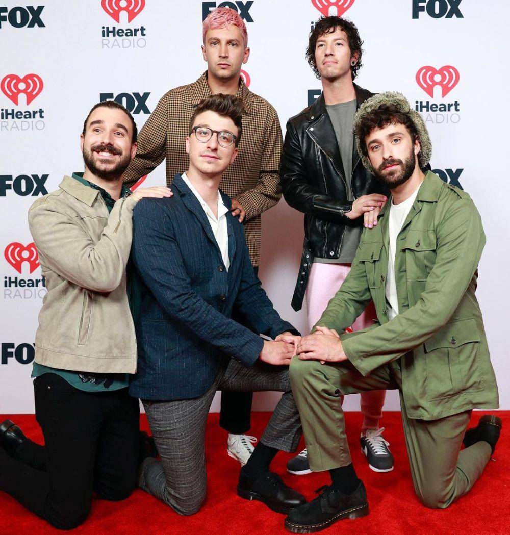 Twenty One Pilots dan AJR (instagram.com/ajrbrothers)