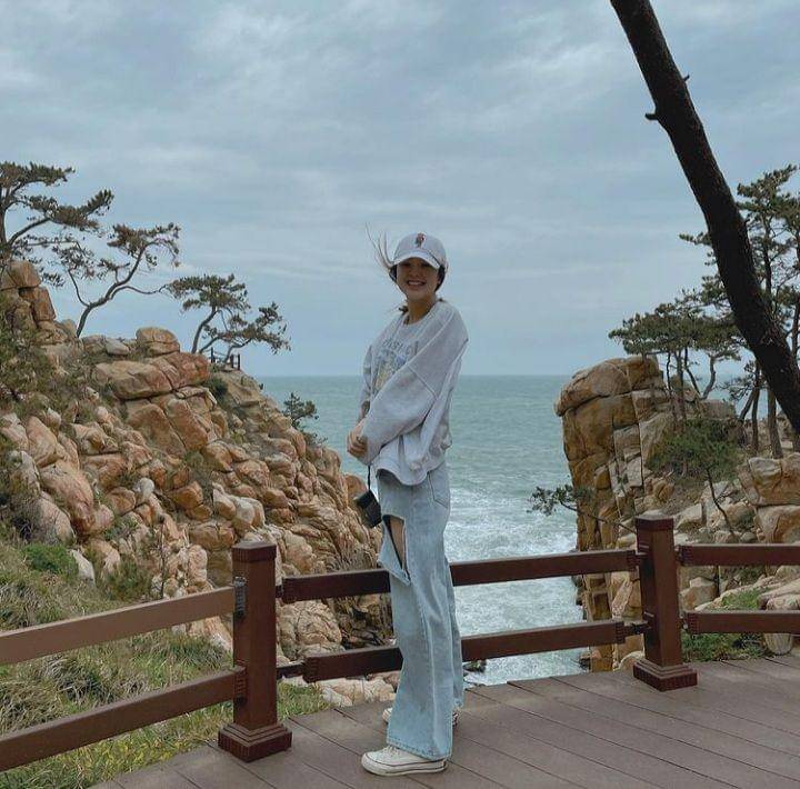 Son Yeon Jae (instagram.com/yeonjae.son)