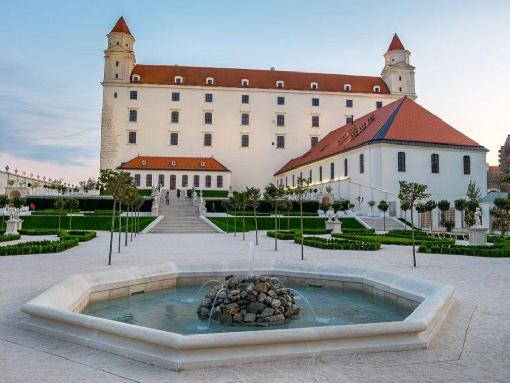 Kastil Bratislava (Instagram.com/fotografieslovenska)