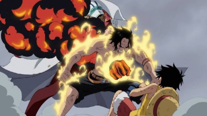 Cuplikan adegan Ace melindungi Luffy dari serangan Akainu. (dok. Crunchyroll/One Piece)