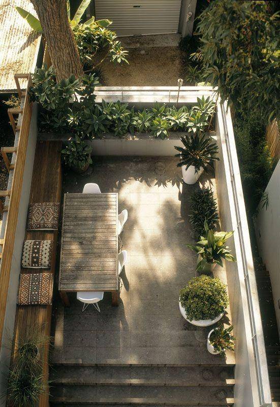 ilustrasi taman bersantai sore (decoratedlife.com)