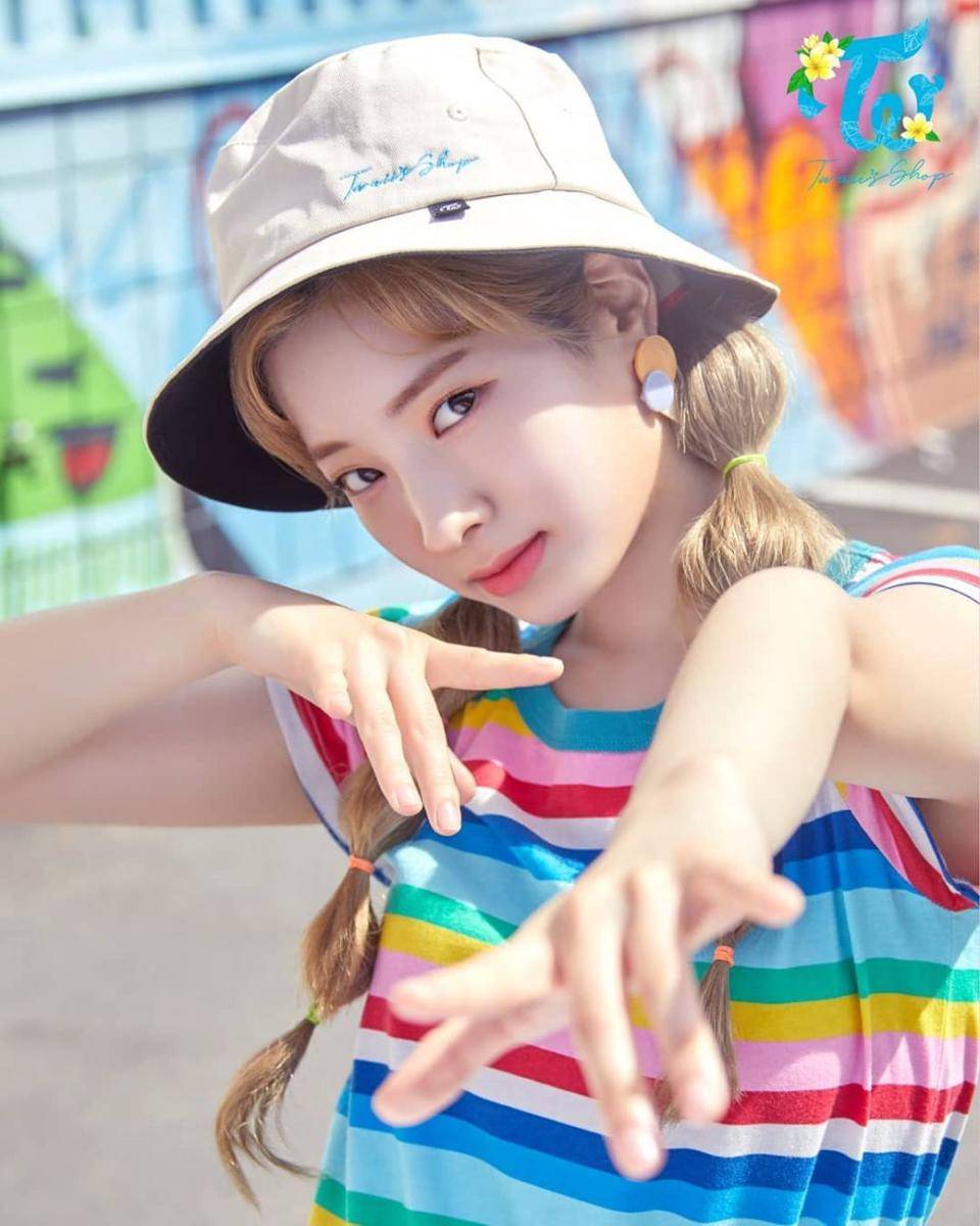 Dahyun TWICE (instagram.com/dahyun__twice)