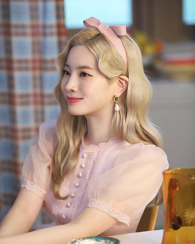 Dahyun TWICE (instagram.com/dahyun__twice)