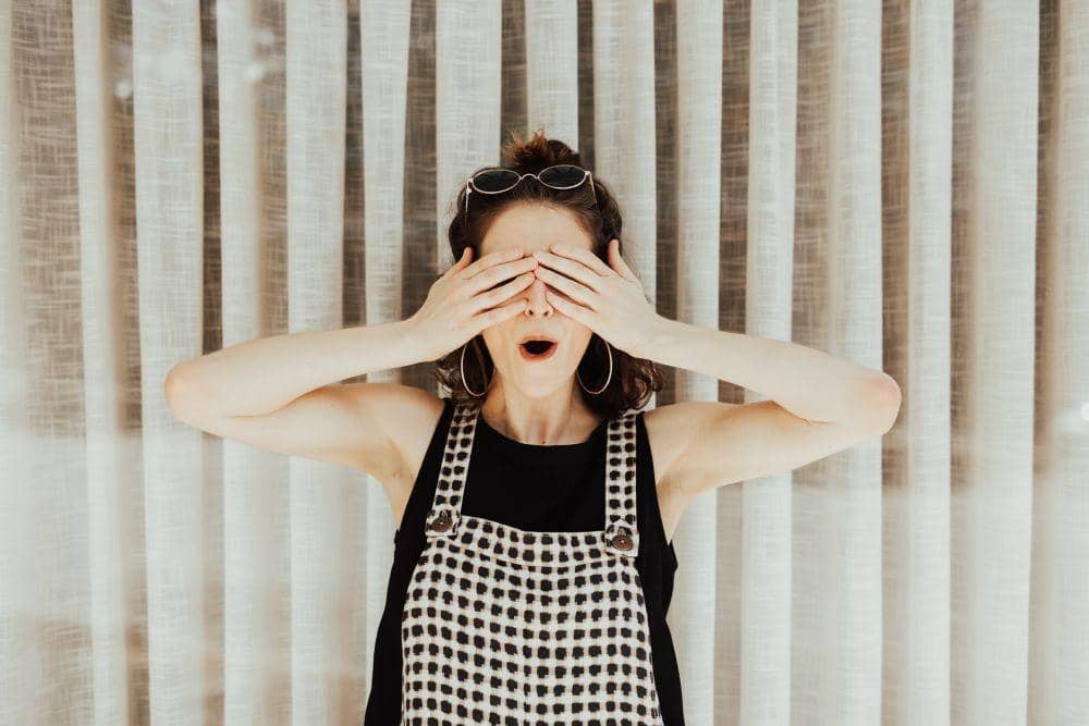 ilustrasi ekspresi terkejut (unsplash.com/brooke cagle)