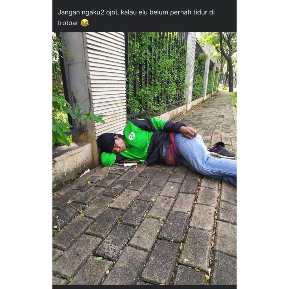 potret abang ojol ketiduan (instagram.com/newdramaojol.id)
