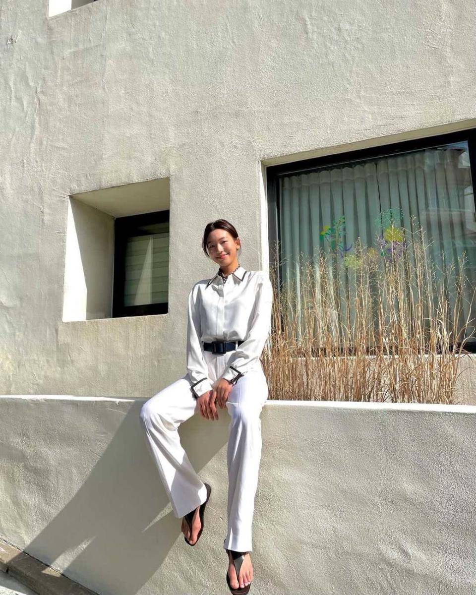 Lee Ho Jung (instagram.com/holly608)