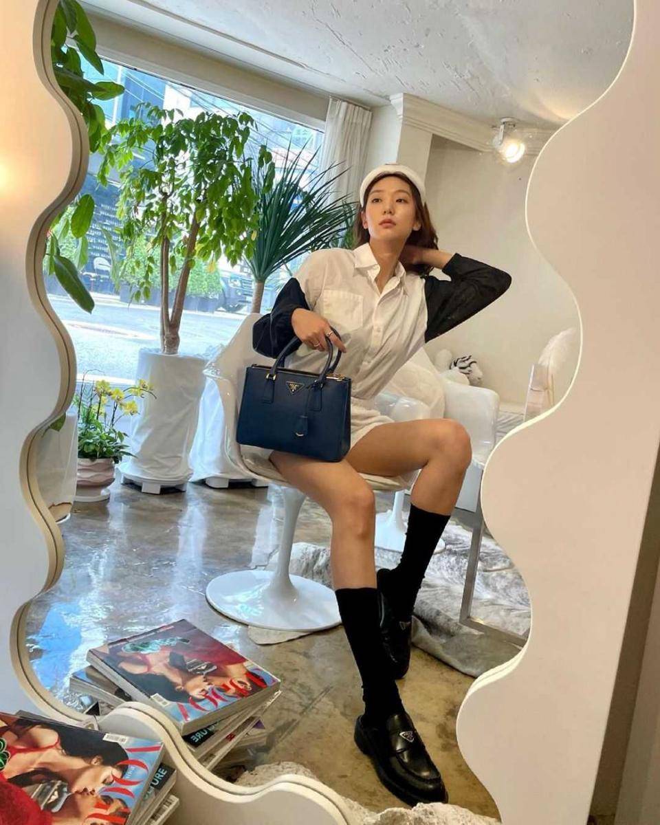 Lee Ho Jung (instagram.com/holly608)
