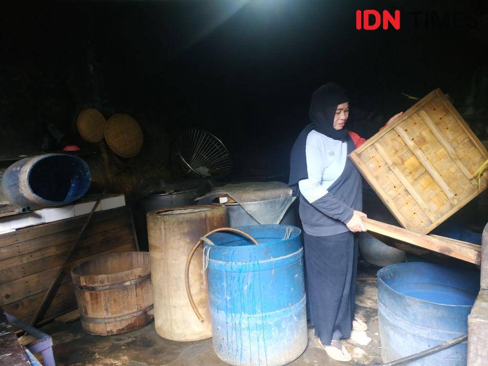 Produksi tahu di Cibuntu. IDN Times/Debbie Sutrisno