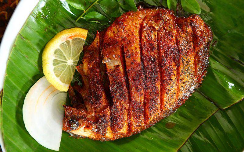 karimeen pollichathu (floohoo.com)