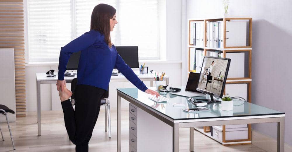 ilustrasi peregangan di tempat kerja (stretchaffect.com)