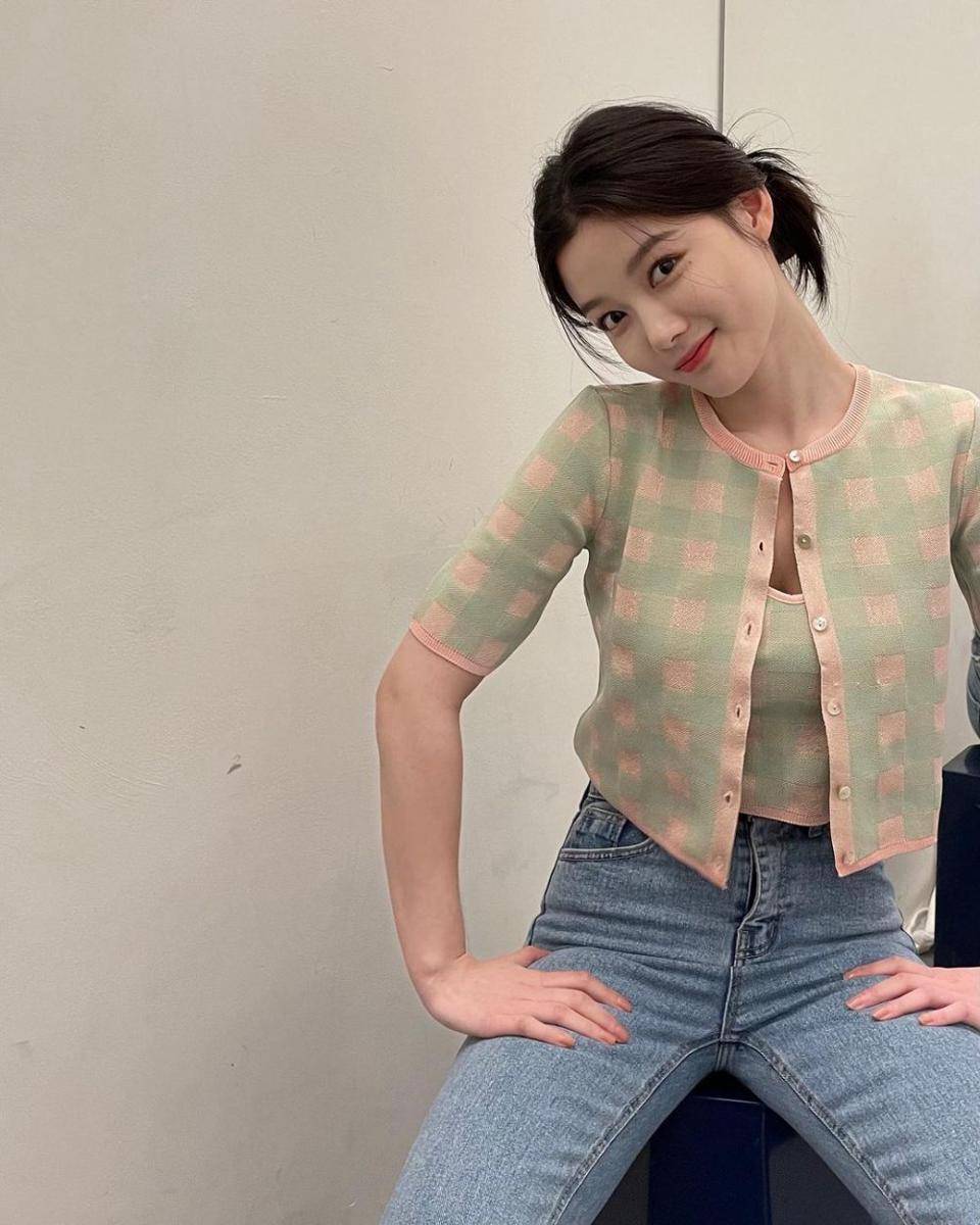 Kim Yoo Jung (instagram.com/you_r_love)