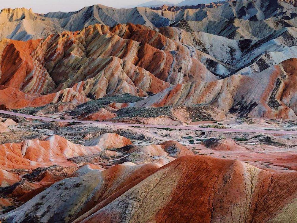 Zhangye Danxia (instagram.com/mangoozzzzz)