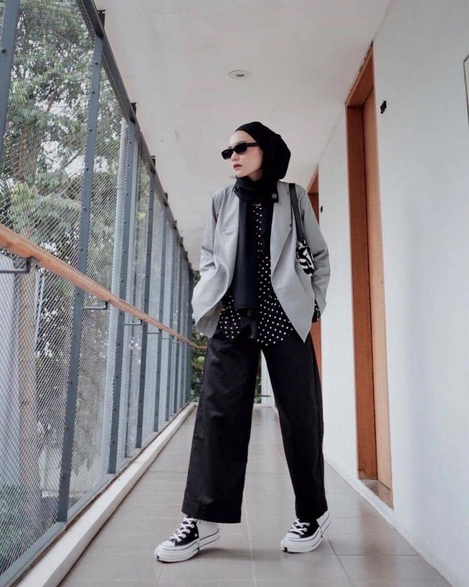 OOTD dengan outer ala Soraya Ulfa (Instagram.com/sorayaulfa15)