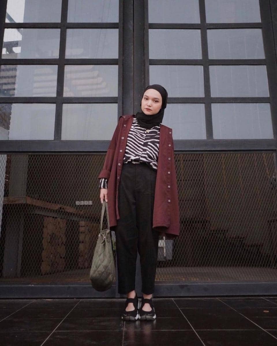 OOTD dengan outer ala Soraya Ulfa (Instagram.com/sorayaulfa15)
