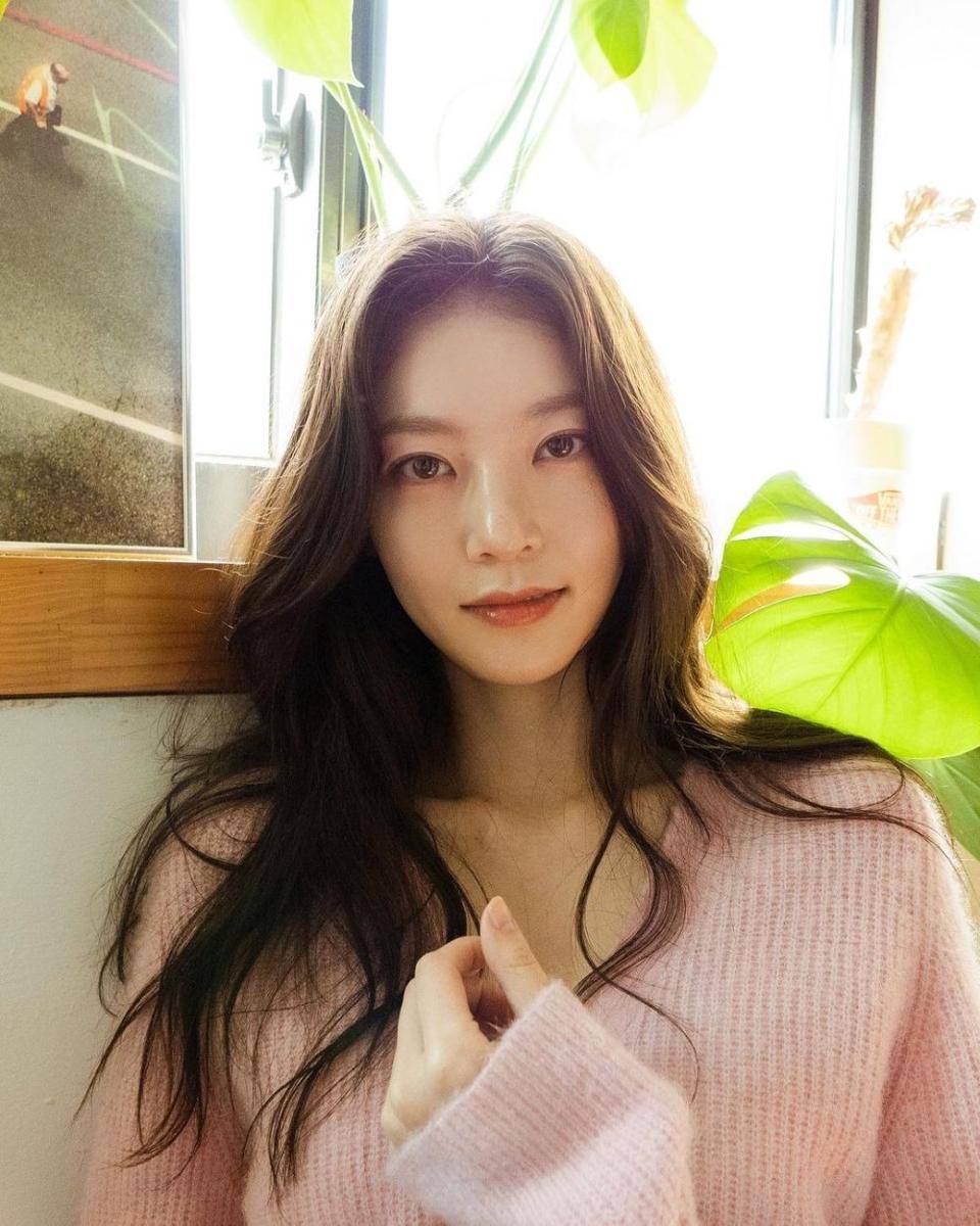 Gong Seung Yeon (instagram.com/0seungyeon)