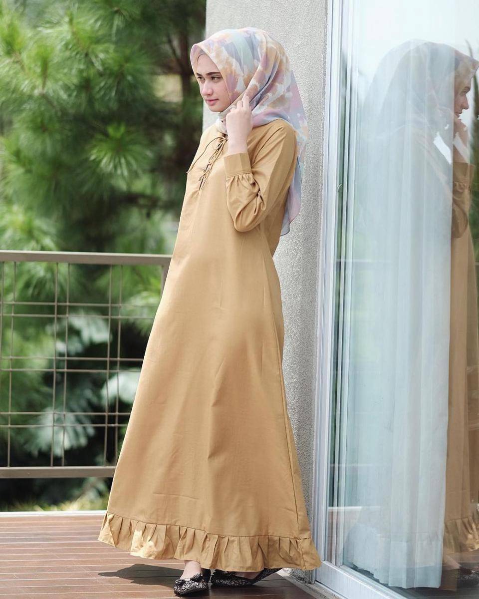 Dress ala selebgram Shella Alaztha (instagram.com/shellaalaztha)