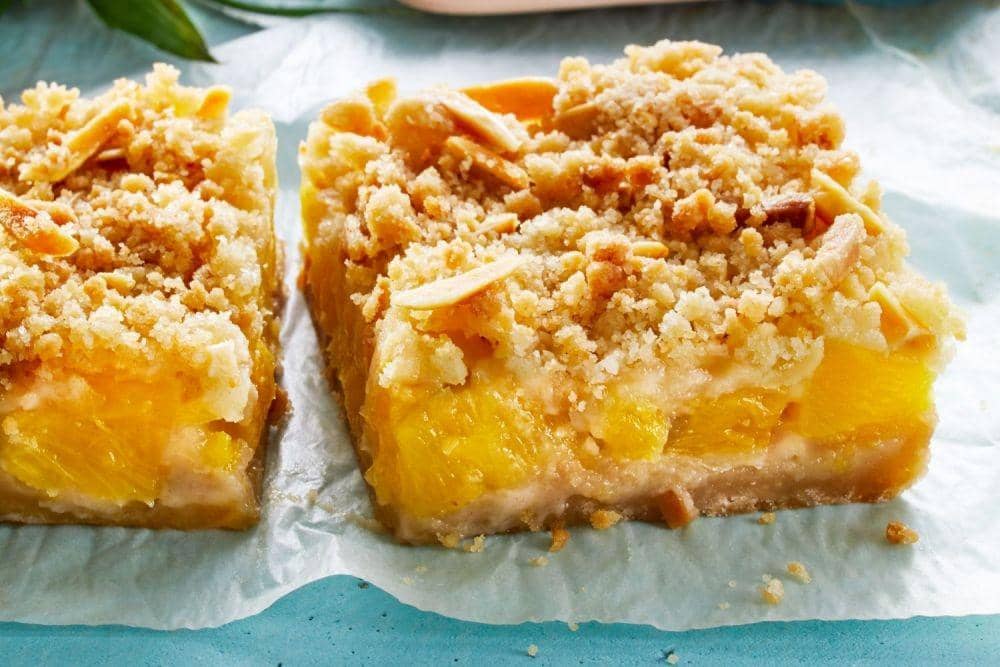 5 Camilan Berbahan Nanas, Pas Temani Santaimu di Rumah!