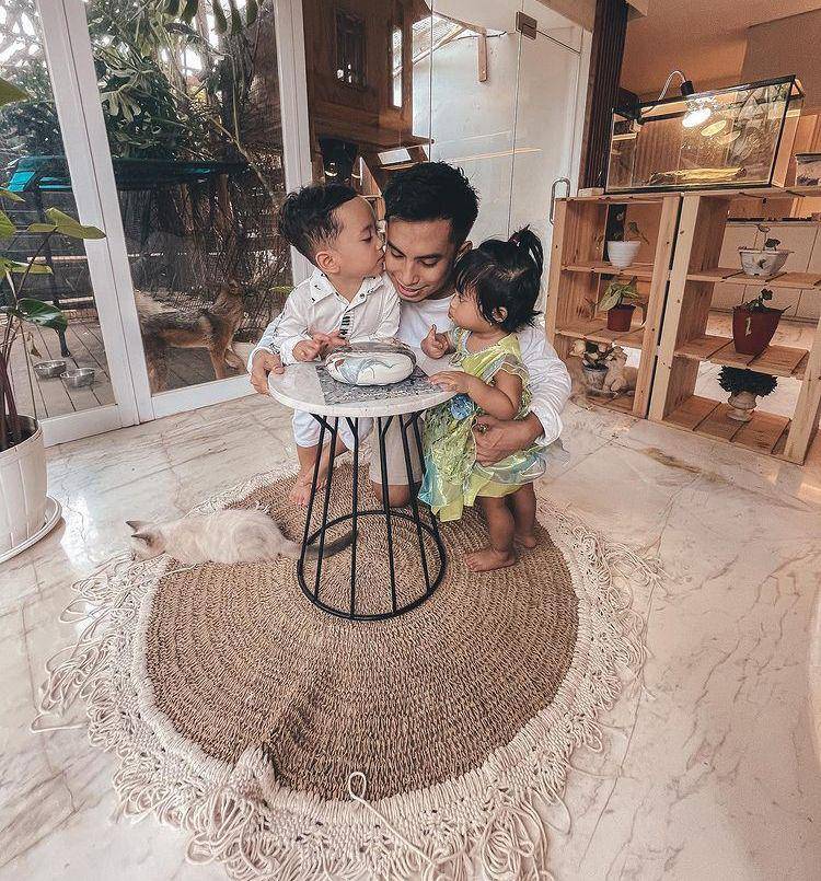Niko Hassan (Instagram.com/okintph/