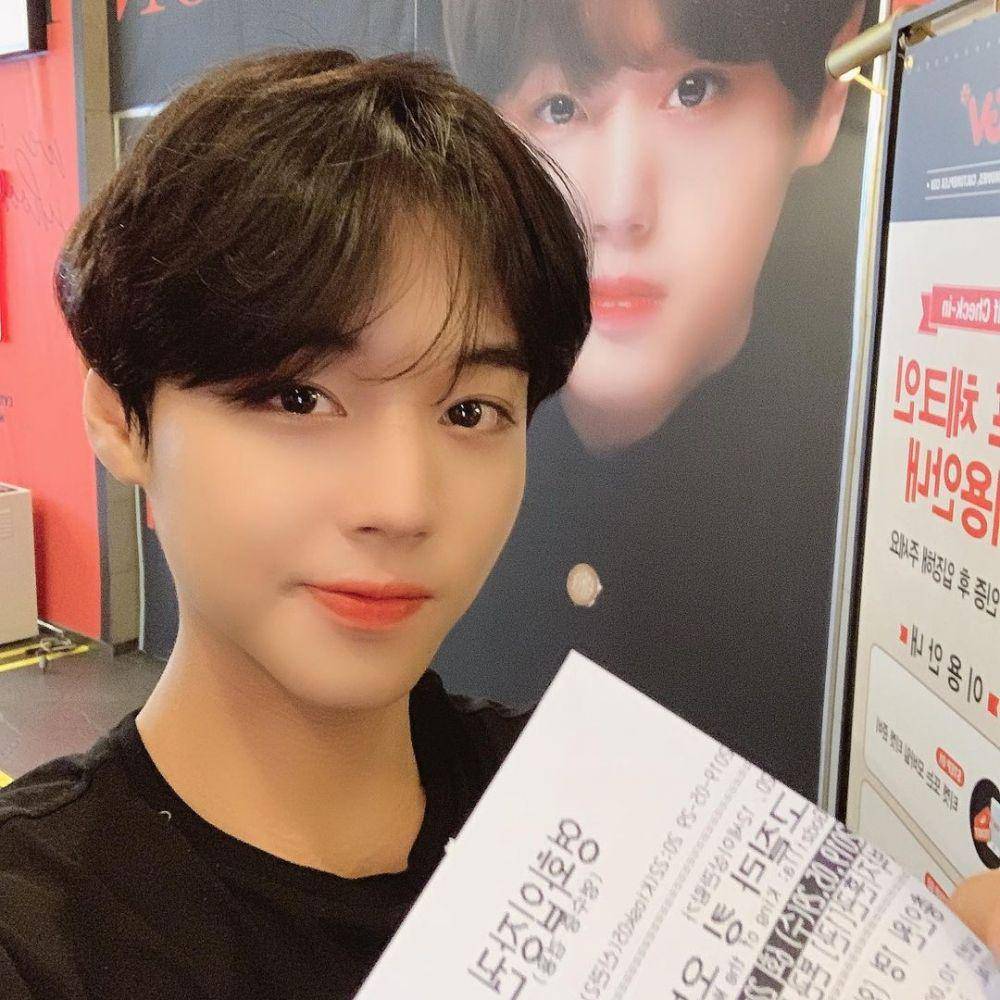 Park Ji Hoon (instagram.com/0529.jihoon.ig)