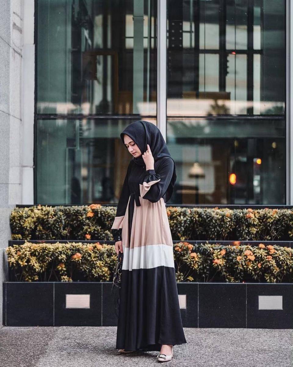 Dress ala selebgram Shella Alaztha (instagram.com/shellaalaztha)