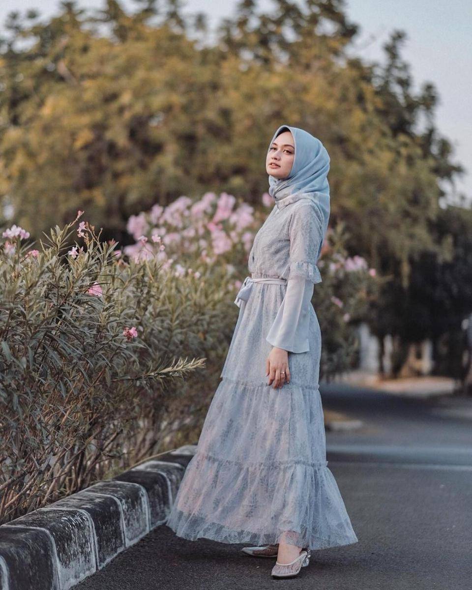 Dress ala selebgram Shella Alaztha (instagram.com/shellaalaztha)