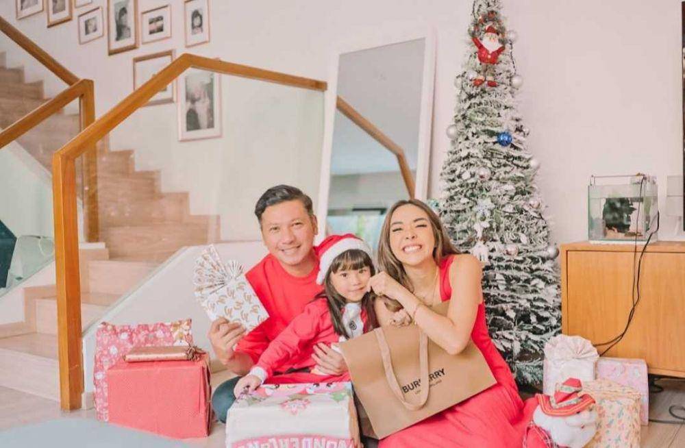 Gisel dan Gading menemani Gempi (instagram.com/gisel_la)