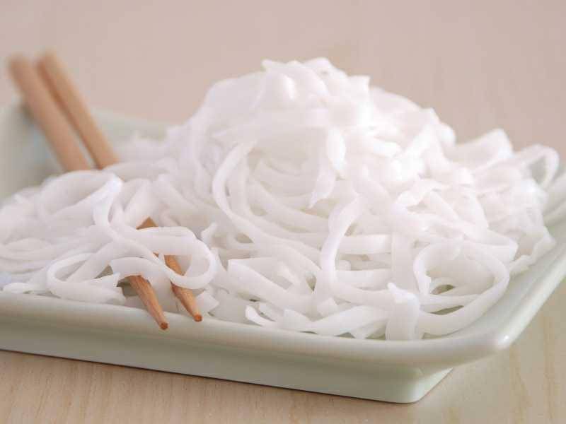 ilustrasi merebus mie beras (whats4eats.com)