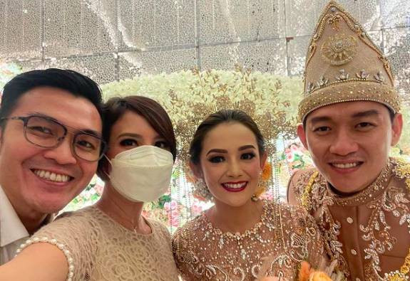 Artis yang hadir di resepsi Ifan - Citra (instagram.com/tya_ariestya)
