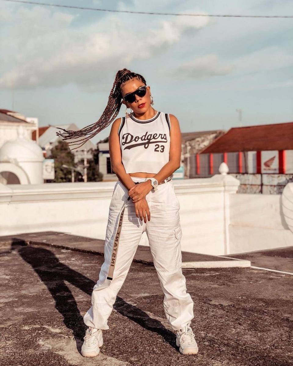 potret Nowela Idol (Instagram.com/Mikhelia)