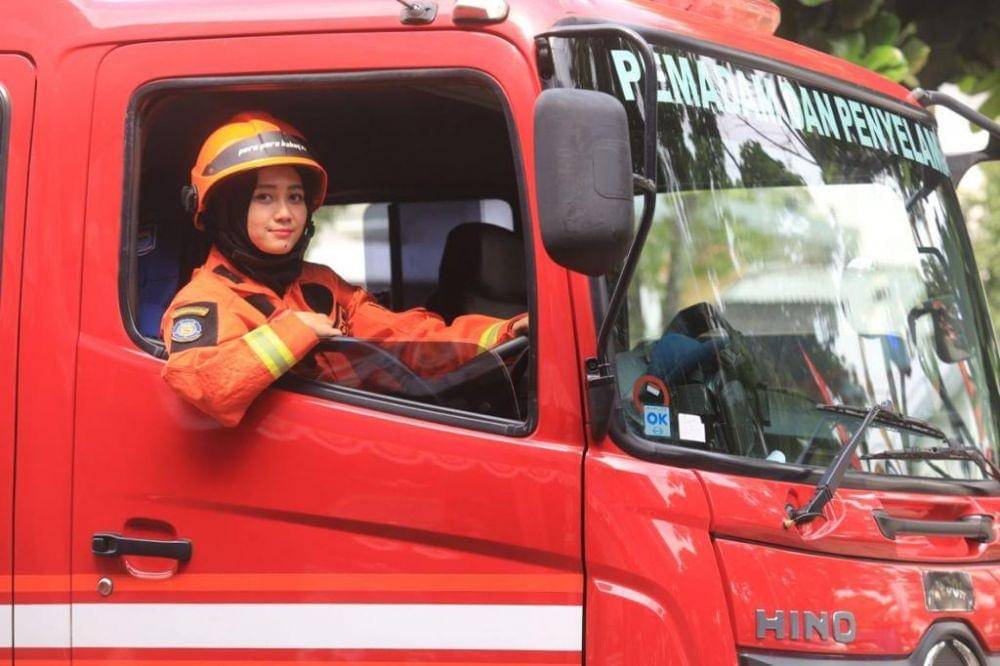 Bintania Purnomo, operator pengemudi mobil Damkar Dinas Kebakaran dan Penanggulangan Bencana Kota Bandung   (dok. istimewa)