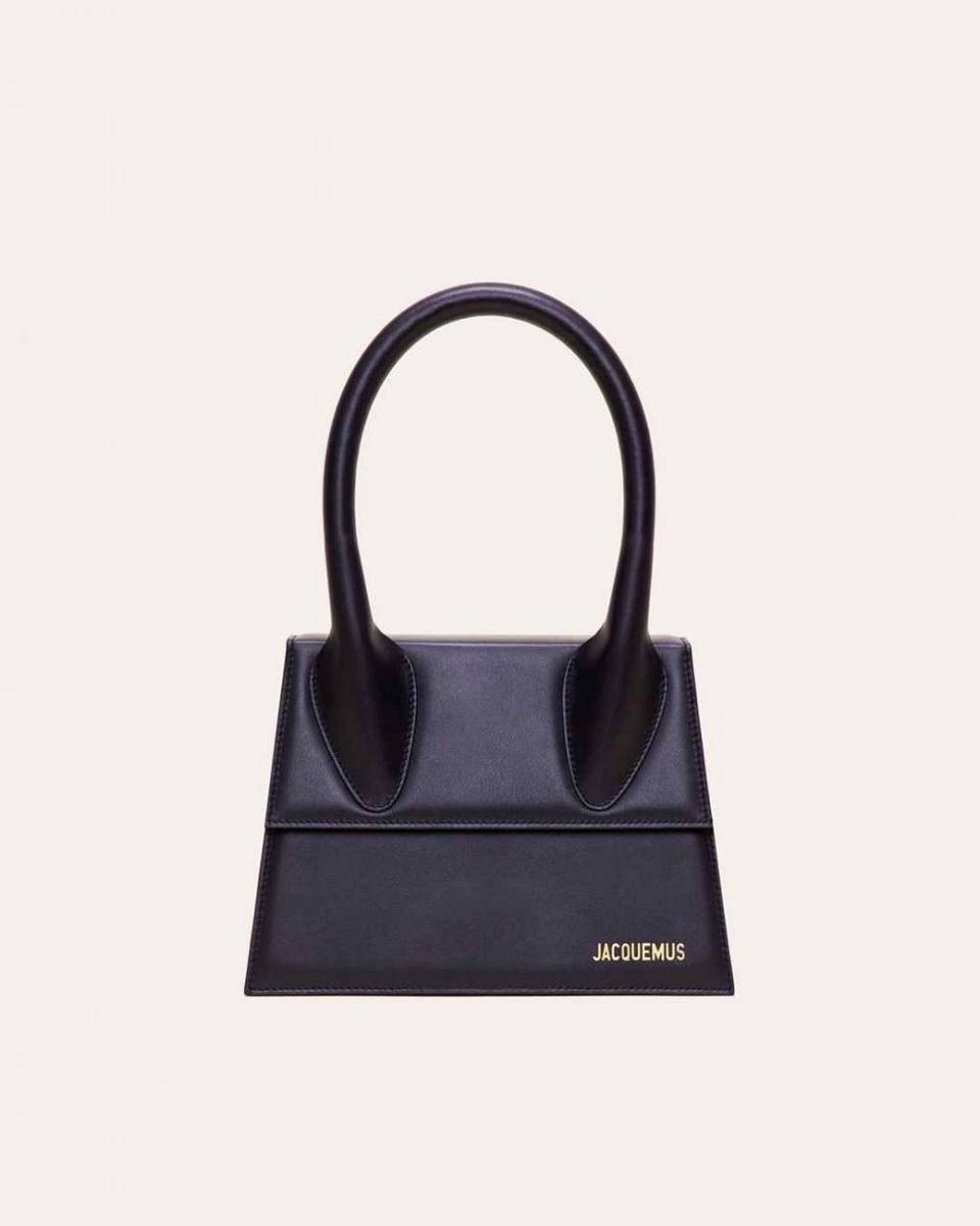 Jacquemus Bag (instagram.com/jacquemus)