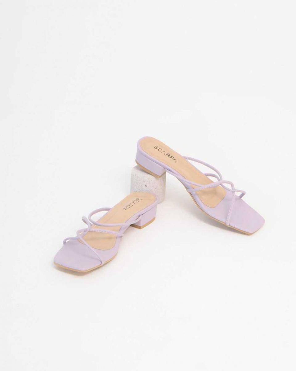 Strap Sandal (instagram.com/scarpa_shoes_id)