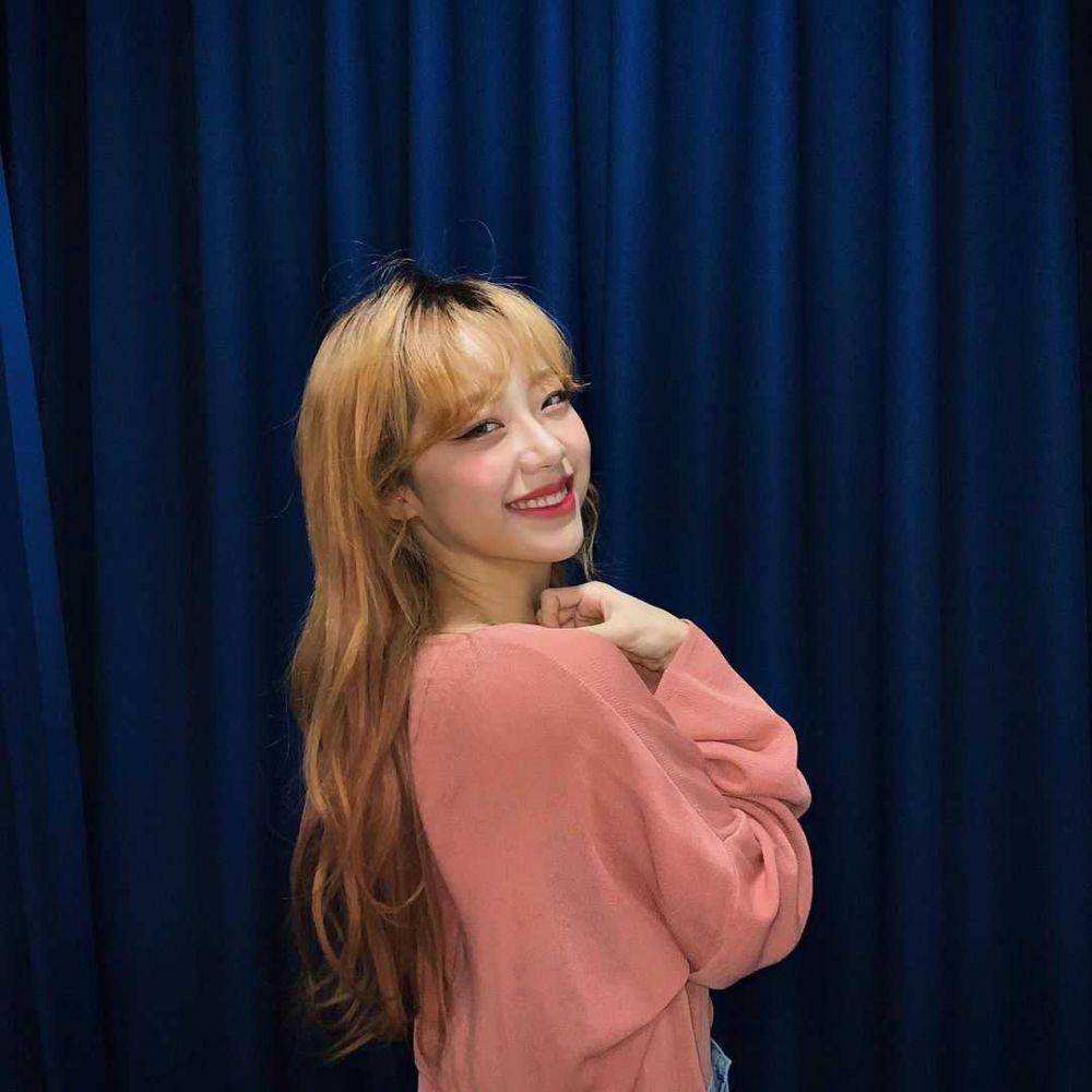 Jeewon CIGNATURE (instagram.com/cignature_j9)