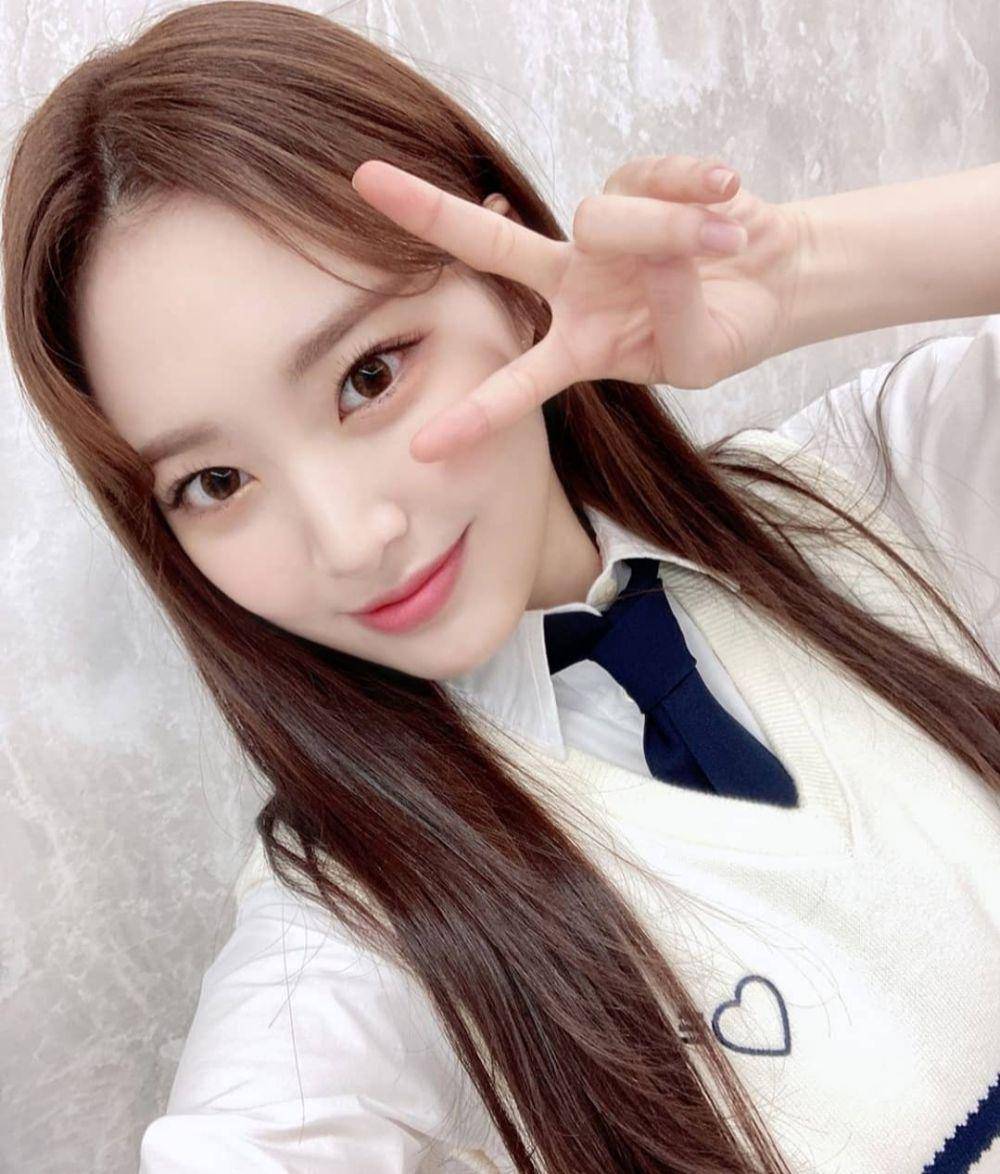 Zoa Weeekly (instagram.com/zoaweeekly_)