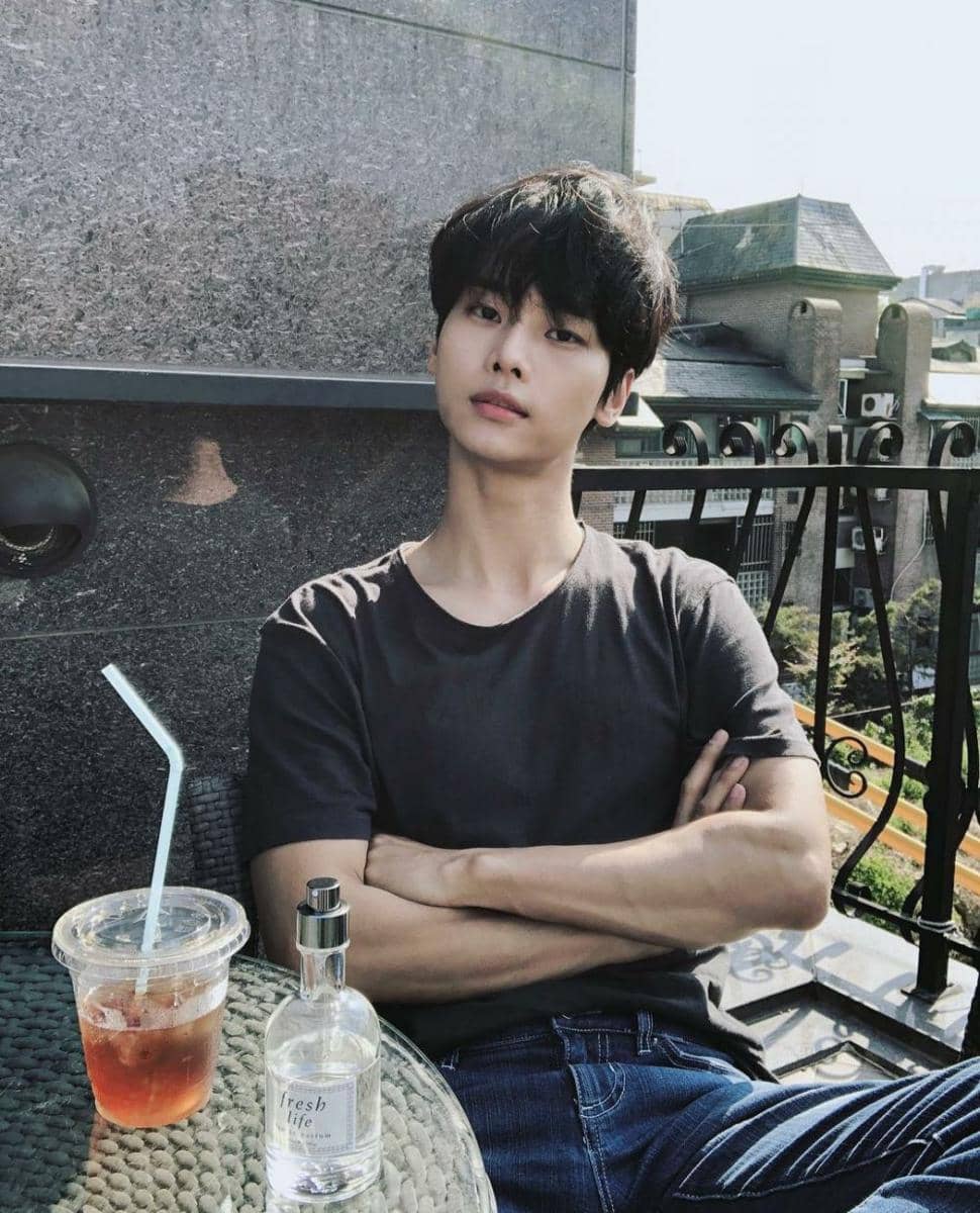 N VIXX (instagram.com/achahakyeon)