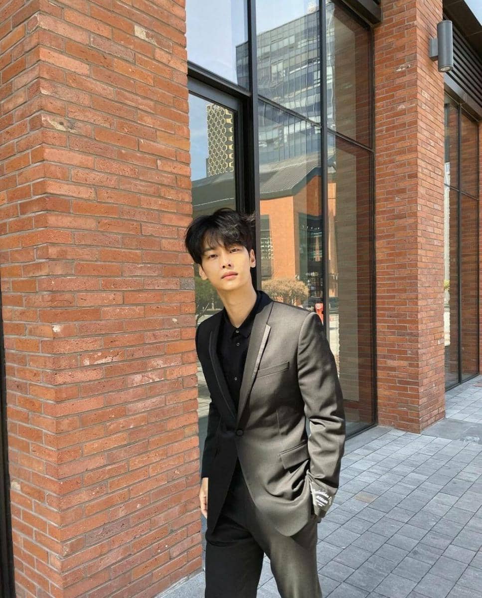 N VIXX (instagram.com/achahakyeon)