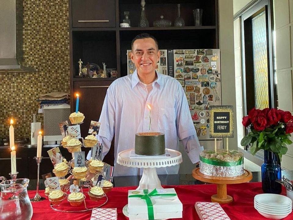 Genap 48 Tahun, 10 Potret Bukti Ferdy Hasan Adalah Ayah Idaman