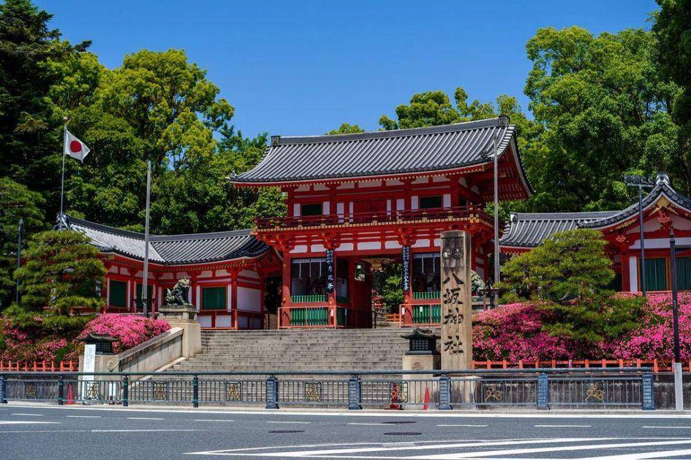 Kuil Yasaka (instagram.com/man_tac)