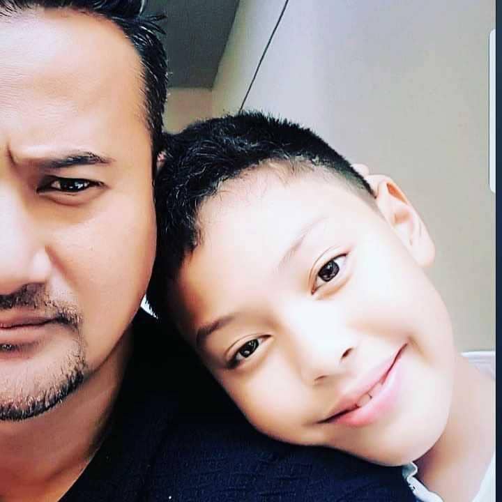 Keanu bersama pamannya (instagram.com/keanu_massaid)