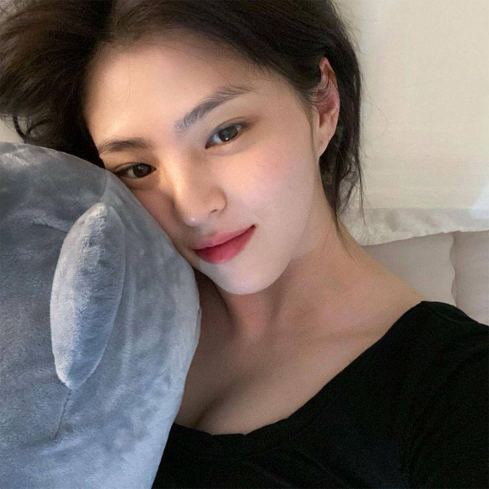 Han So Hee (Instagram.com/xeesoxee)