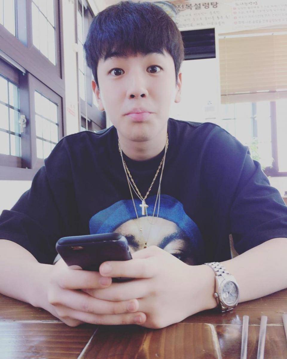 Lee Hyun Woo (instagram.com/hihyunwoo)