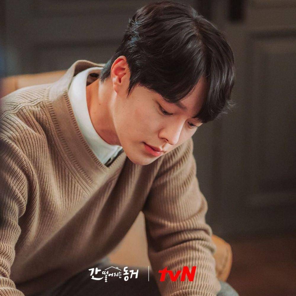 Jang Ki Yong di drama My Roommate is a Gumiho. (instagram.com/tvndrama.official)