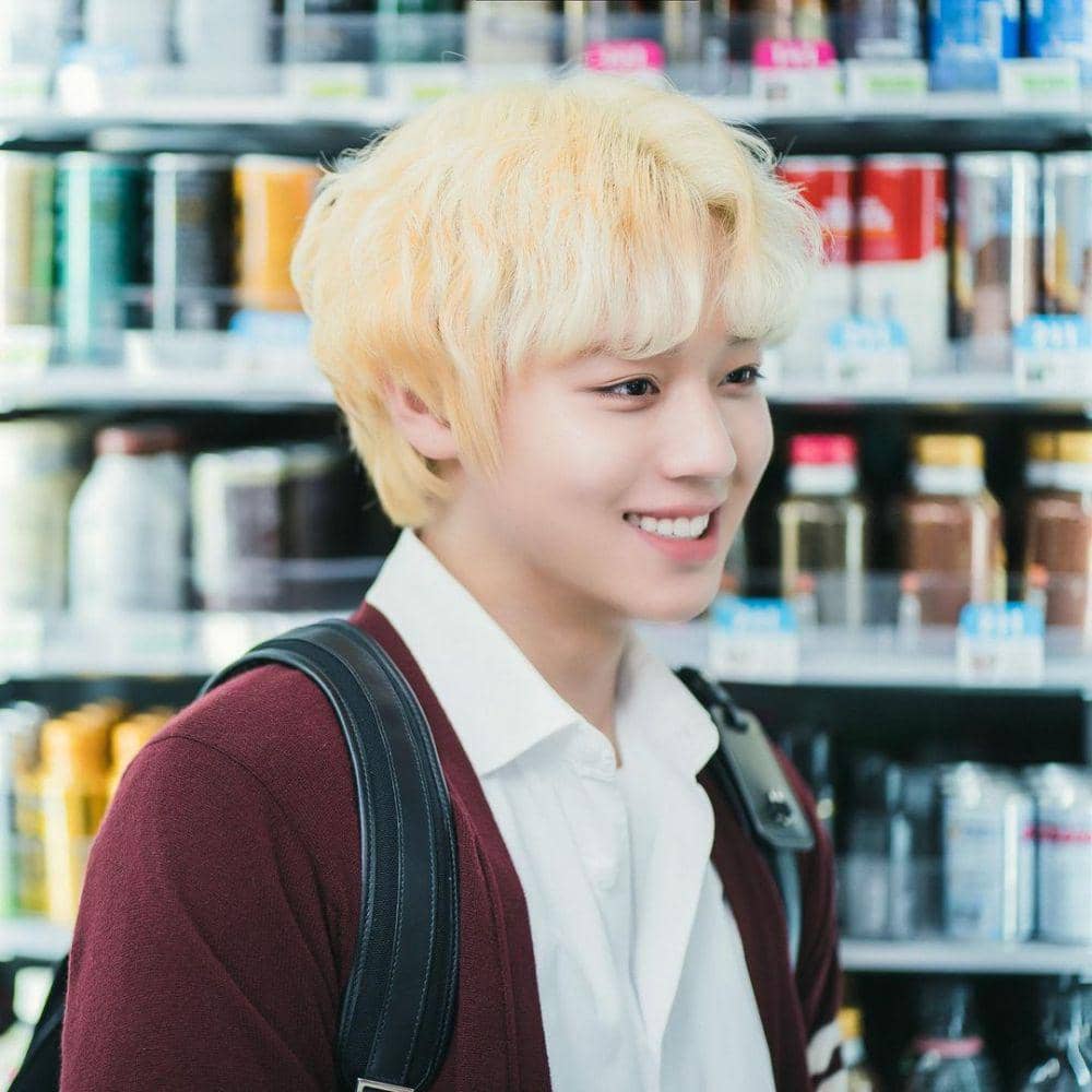 Park Ji Hoon di drama At a Distance Spring is Green (instagram.com/victorycontents)