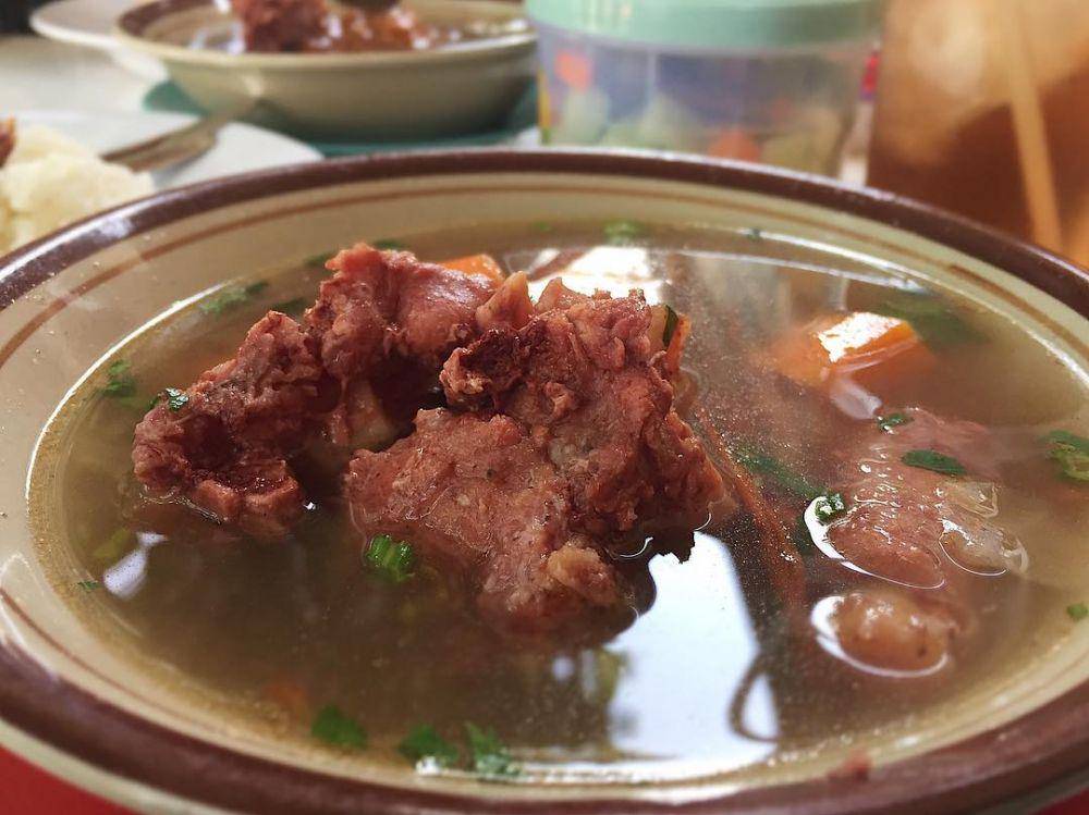 Sop Buntut Ma'emun (instagram.com/andridaws)