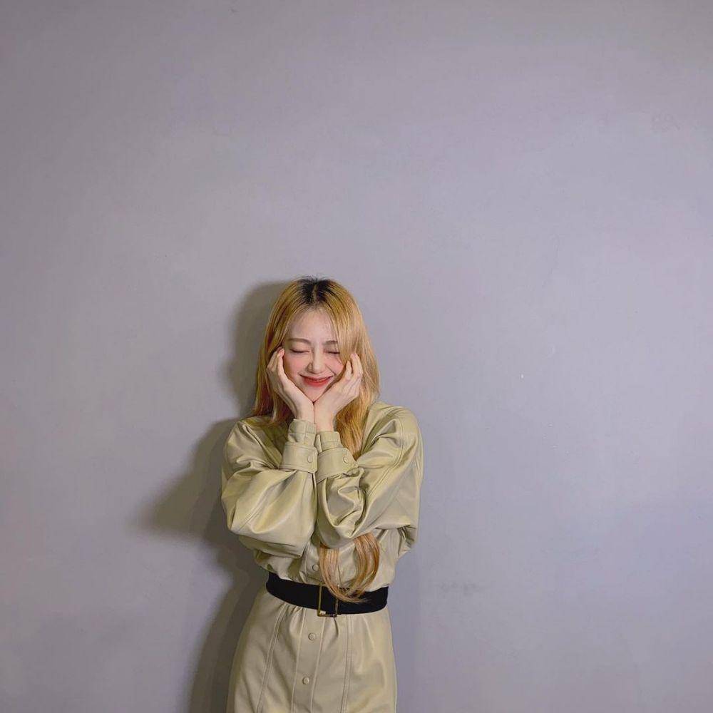 Jeewon CIGNATURE (instagram.com/cignature_j9)
