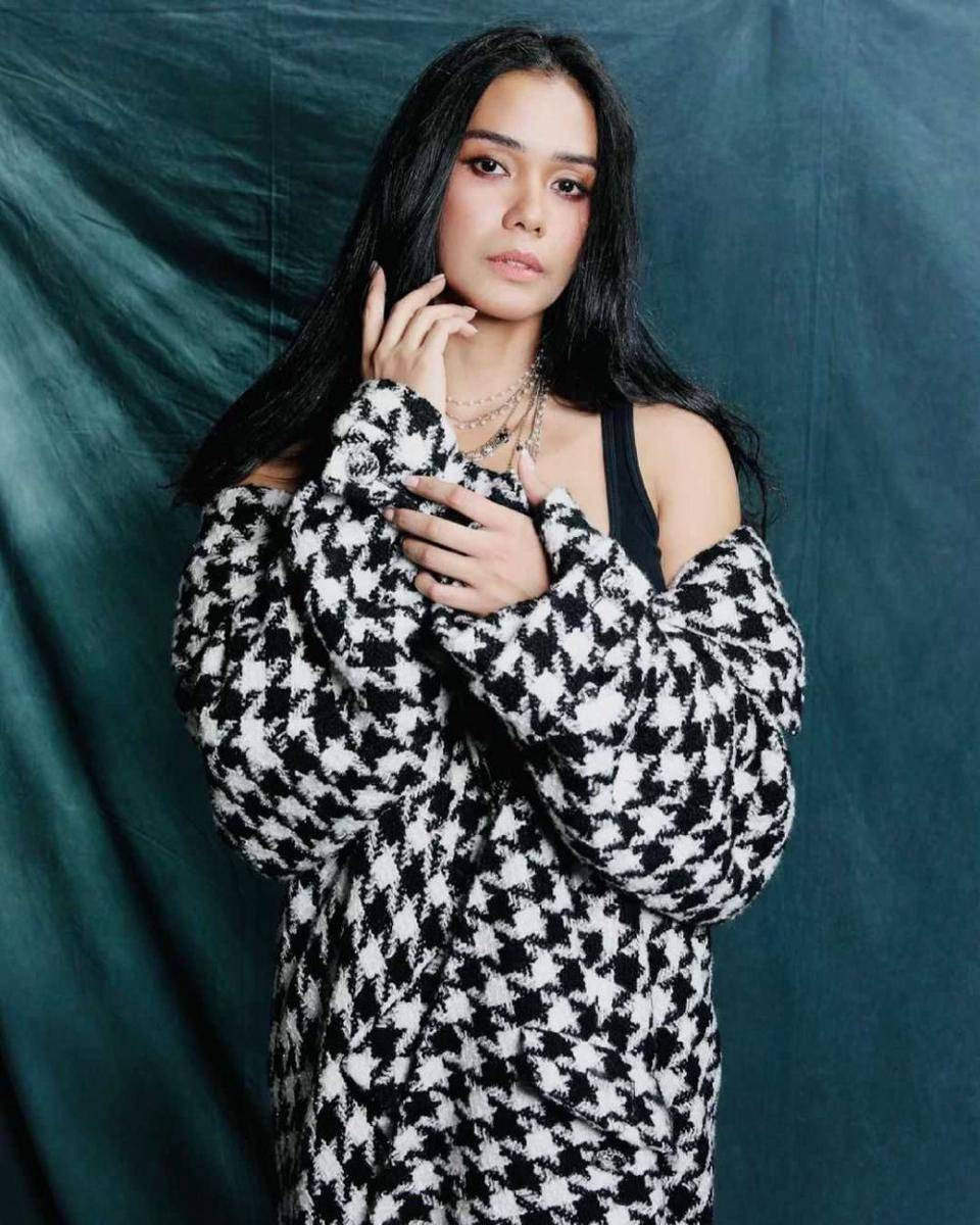 Adinia Wirasti (instagram.com/adiniawrst)