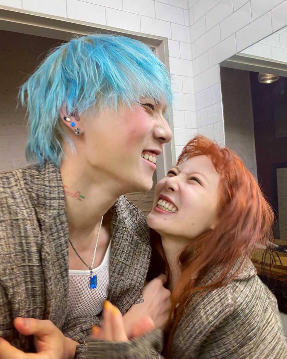 E'Dawn dan Hyuna (Instagram.com/hyuna_aa)
