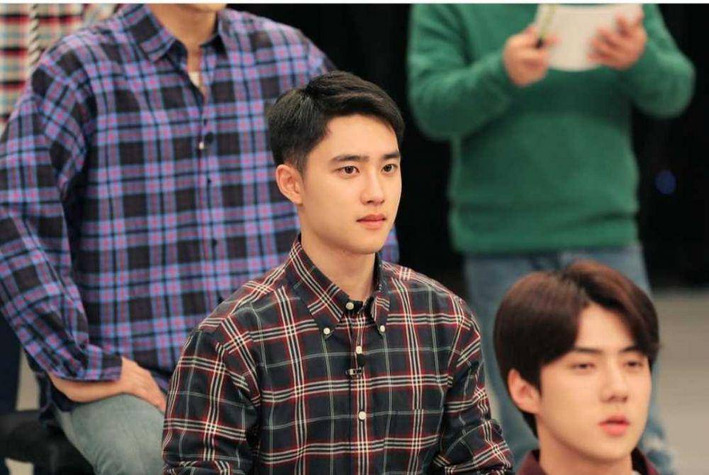 D.O EXO (instagram.com/weareone.exo)
