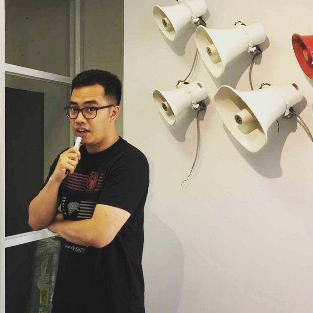 Dennis Adhiswara (instagram.com/dennisadhiswara)